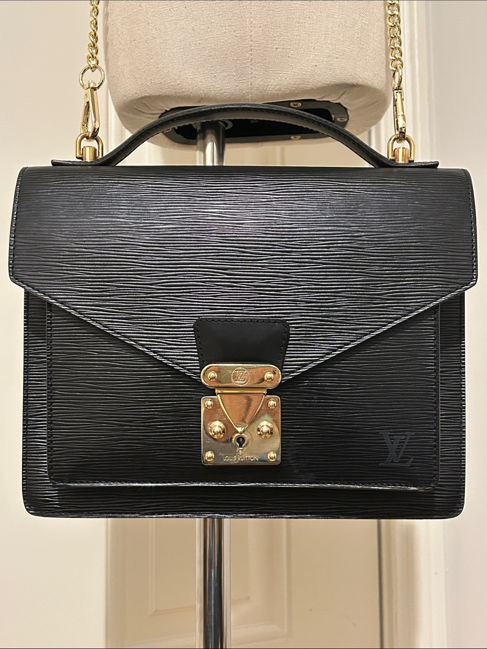 Louis Vuitton Monceau Black Epi Leather Crossbody Hand Bag- Excellent! - Picture 3 of 14